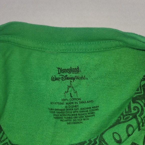 Disney Authentic Park Tri Color Short Sleeve Crew Neck SZ L All Over Front Print - Picture 7 of 10